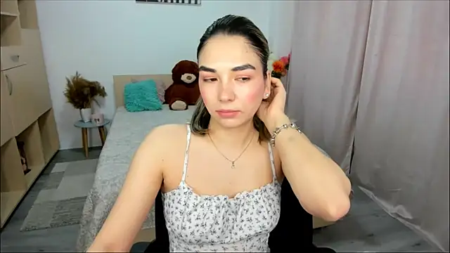 Alexa Dolly12 online show from April 3, 2026, 6:11 am