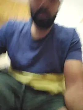 Snapshot of Hornie_small_Dick01 chatting on February 19, 2026, 6:20 am Hornie small Dick01 online show from February 19, 2026, 6:20 am