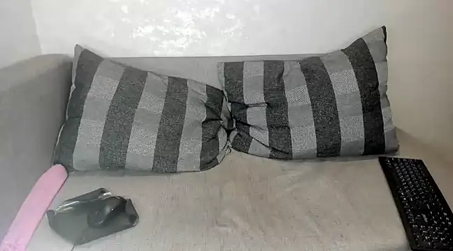 Lika8234 online show from December 20, 2024, 1:47 am