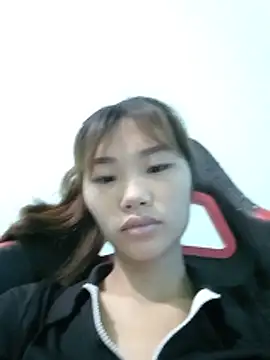 Lonalysexy online show from May 20, 2026, 2:18 am