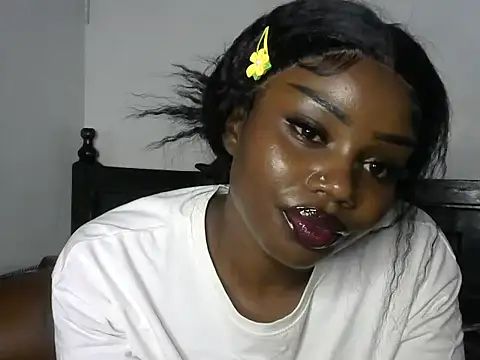 Snapshot of juicyblaqebony chatting on October 30, 2025, 10:27 am juicyblaqebony online show from October 30, 2025, 10:27 am