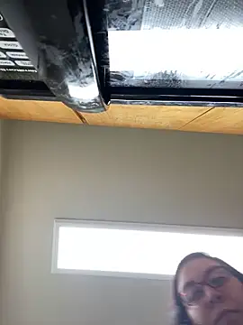 Snapshot of sparkylittlebabymama chatting on March 15, 2026, 8:04 pm sparkylittlebabymama online show from March 15, 2026, 8:04 pm