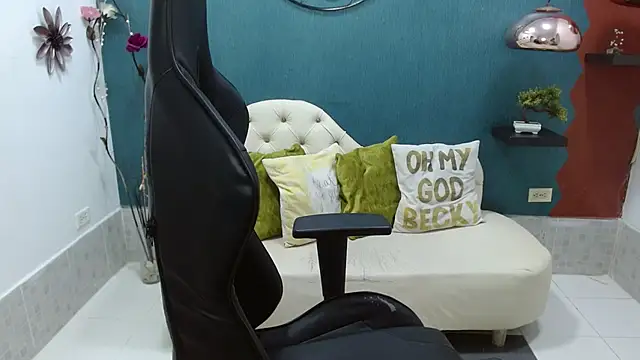 Snapshot of Melikasweetz chatting on March 3, 2025, 5:18 pm Melikasweetz online show from March 3, 2025, 5:18 pm