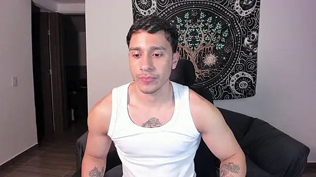 JayMarcos  online show from February 12, 2025, 4:23 am