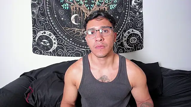 JayMarcos  online show from October 13, 2025, 4:23 am