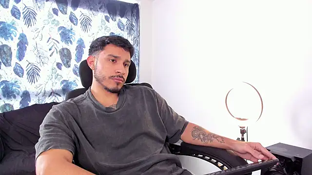 JayMarcos  online show from December 22, 2025, 4:15 pm