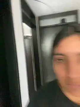 cloe small online show from January 30, 2025, 11:22 am