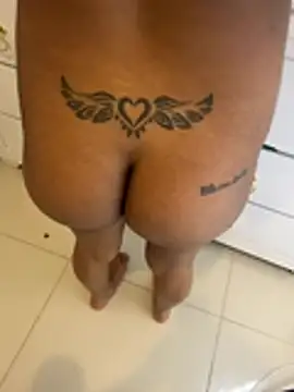 eljunior01 online show from March 16, 2026, 5:44 am