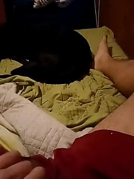 Snapshot of Uruguayo1988 chatting on November 29, 2025, 3:42 am Uruguayo1988 online show from November 29, 2025, 3:42 am