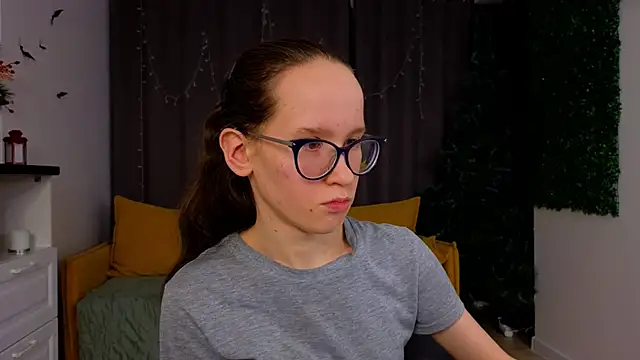 Snapshot of BettyBrowni chatting on January 16, 2025, 1:16 am BettyBrowni online show from January 16, 2025, 1:16 am