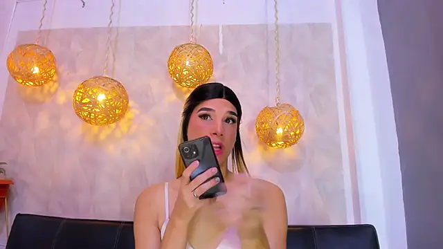 Snapshot of victoria_aleia_ chatting on January 8, 2025, 8:18 pm victoria aleia online show from January 8, 2025, 8:18 pm