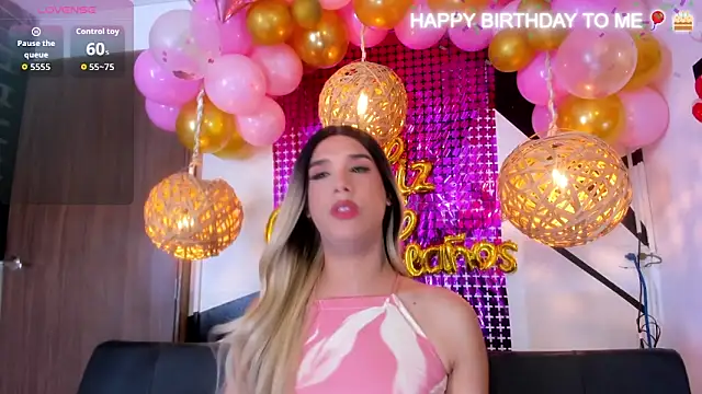 Snapshot of victoria_aleia_ chatting on October 31, 2025, 7:26 pm victoria aleia online show from October 31, 2025, 7:26 pm