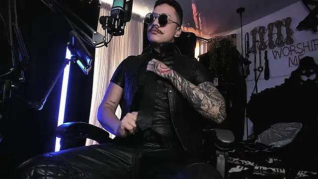 Snapshot of allanhurtss chatting on February 18, 2025, 5:31 pm allanhurtss online show from February 18, 2025, 5:31 pm