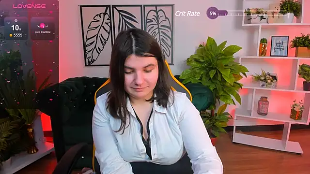 Viola  Shy online show from February 26, 2025, 3:10 am