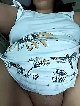 Snapshot of AvaChannel chatting on October 1, 2025, 9:26 am AvaChannel online show from October 1, 2025, 9:26 am