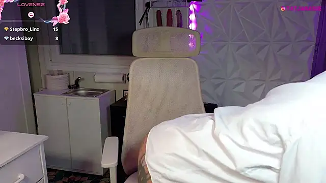 Tatjana Sue online show from July 9, 2026, 7:07 pm
