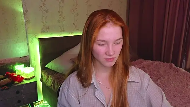 Snapshot of erikabrian chatting on December 21, 2024, 4:19 am erikabrian online show from December 21, 2024, 4:19 am