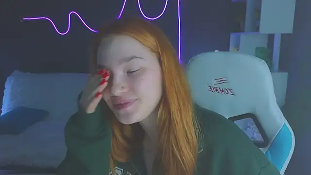 Snapshot of erikabrian chatting on September 13, 2025, 1:38 am erikabrian online show from September 13, 2025, 1:38 am