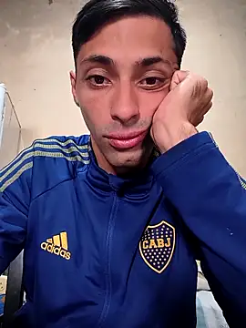 gastonfi1 online show from April 25, 2026, 6:16 pm