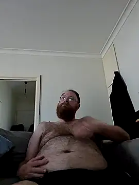 Snapshot of Poundme1980 chatting on January 14, 2026, 5:24 am Poundme1980 online show from January 14, 2026, 5:24 am