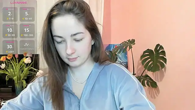 Snapshot of cClandesTina chatting on March 11, 2025, 9:15 pm cClandesTina online show from March 11, 2025, 9:15 pm