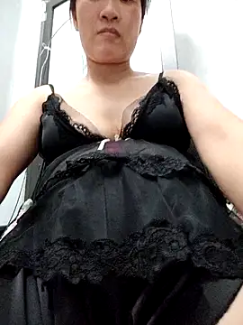 Snapshot of Haralushiaaa chatting on September 30, 2025, 2:00 pm Haralushiaaa online show from September 30, 2025, 2:00 pm