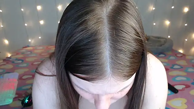 Snapshot of CindyAhKiss chatting on September 22, 2025, 6:43 pm CindyAhKiss online show from September 22, 2025, 6:43 pm