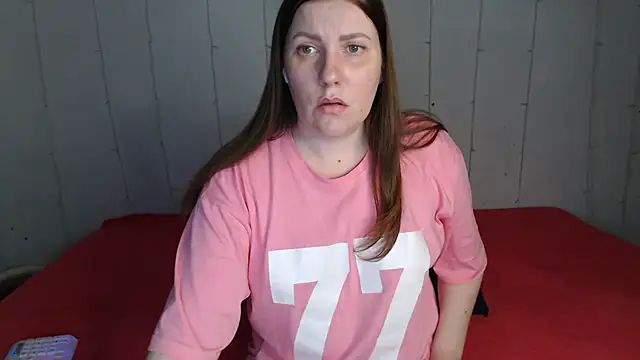 Snapshot of CindyAhKiss chatting on November 9, 2025, 6:39 pm CindyAhKiss online show from November 9, 2025, 6:39 pm