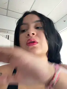 Snapshot of Pretty_Isadora chatting on December 30, 2024, 9:08 pm Pretty Isadora online show from December 30, 2024, 9:08 pm