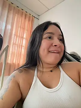 Snapshot of Pretty_Isadora chatting on January 5, 2025, 8:52 pm Pretty Isadora online show from January 5, 2025, 8:52 pm