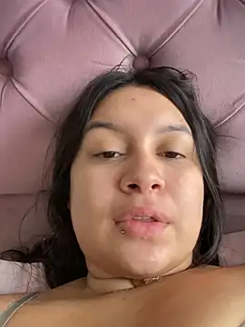 Snapshot of Pretty_Isadora chatting on January 30, 2025, 3:40 pm Pretty Isadora online show from January 30, 2025, 3:40 pm