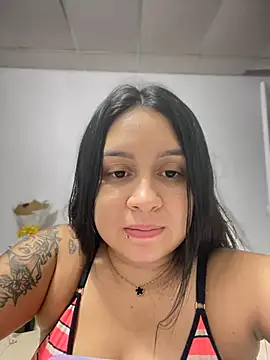 Snapshot of Pretty_Isadora chatting on March 1, 2025, 1:32 am Pretty Isadora online show from March 1, 2025, 1:32 am