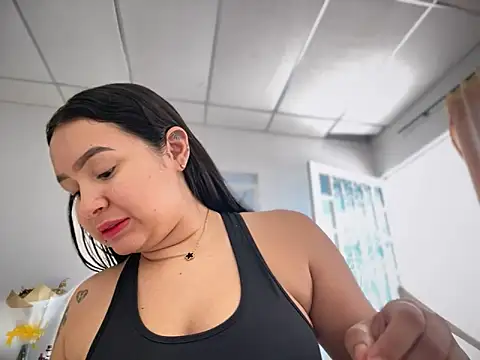 Snapshot of Pretty_Isadora chatting on March 8, 2025, 7:42 pm Pretty Isadora online show from March 8, 2025, 7:42 pm