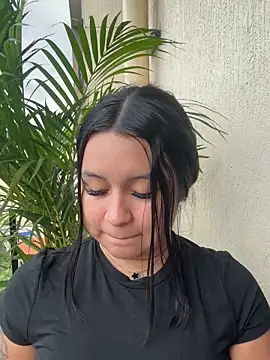 Pretty Isadora online show from January 16, 2026, 9:52 pm