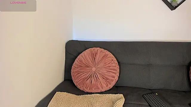 on tefa online show from March 20, 2025, 7:14 pm