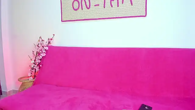 on tefa online show from April 15, 2026, 4:36 pm