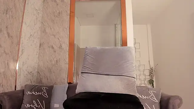 Vero Lodge online show from January 25, 2025, 1:41 pm