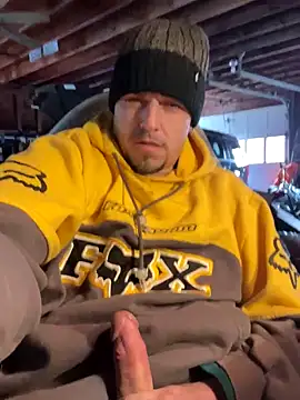 Snapshot of joeycbigcock chatting on December 4, 2024, 5:55 pm joeycbigcock online show from December 4, 2024, 5:55 pm