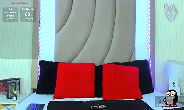 ThyaraJhons online show from September 18, 2025, 12:07 pm