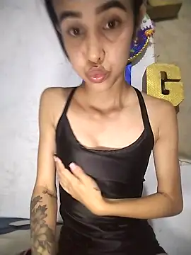 Snapshot of The-quee22 chatting on September 27, 2025, 10:59 pm The-quee22 online show from September 27, 2025, 10:59 pm