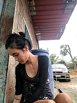 Snapshot of The-quee22 chatting on October 3, 2025, 9:12 pm The-quee22 online show from October 3, 2025, 9:12 pm