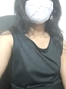 Snapshot of Triveni-Lovely chatting on April 17, 2026, 4:43 pm Triveni-Lovely online show from April 17, 2026, 4:43 pm