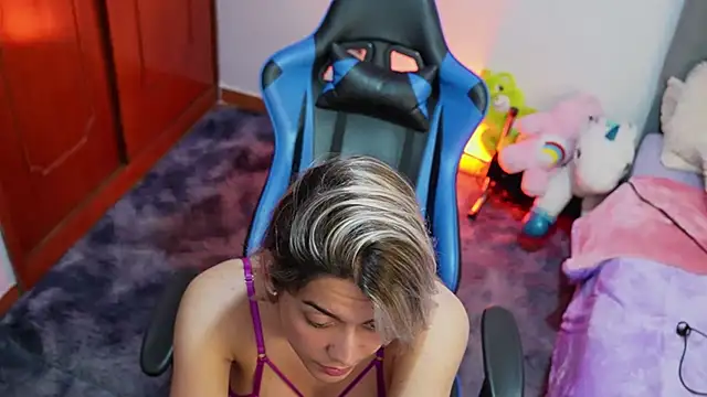 Snapshot of tay_ler3 chatting on January 20, 2025, 3:48 am tay ler3 online show from January 20, 2025, 3:48 am