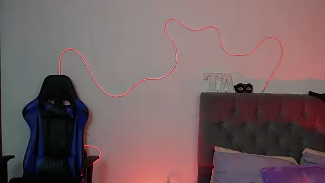 Snapshot of tay_ler3 chatting on February 13, 2025, 10:33 pm tay ler3 online show from February 13, 2025, 10:33 pm