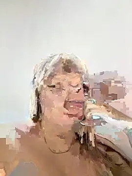 Alexandra Torress online show from November 1, 2025, 3:36 pm