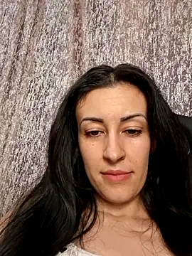 loryyy sexyyy online show from April 2, 2026, 5:32 pm