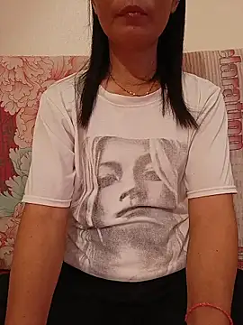 Snapshot of Asian_girl13 chatting on May 31, 2026, 10:55 pm Asian girl13 online show from May 31, 2026, 10:55 pm
