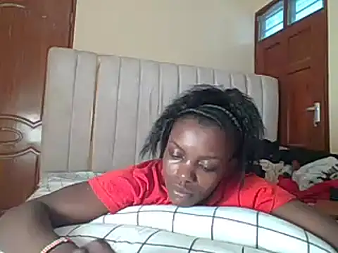 awino001 online show from December 30, 2024, 2:19 pm