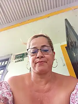 Snapshot of natally_ross21 chatting on December 14, 2024, 3:25 pm natally ross21 online show from December 14, 2024, 3:25 pm