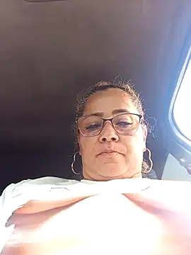 Snapshot of natally_ross21 chatting on December 16, 2024, 9:31 pm natally ross21 online show from December 16, 2024, 9:31 pm